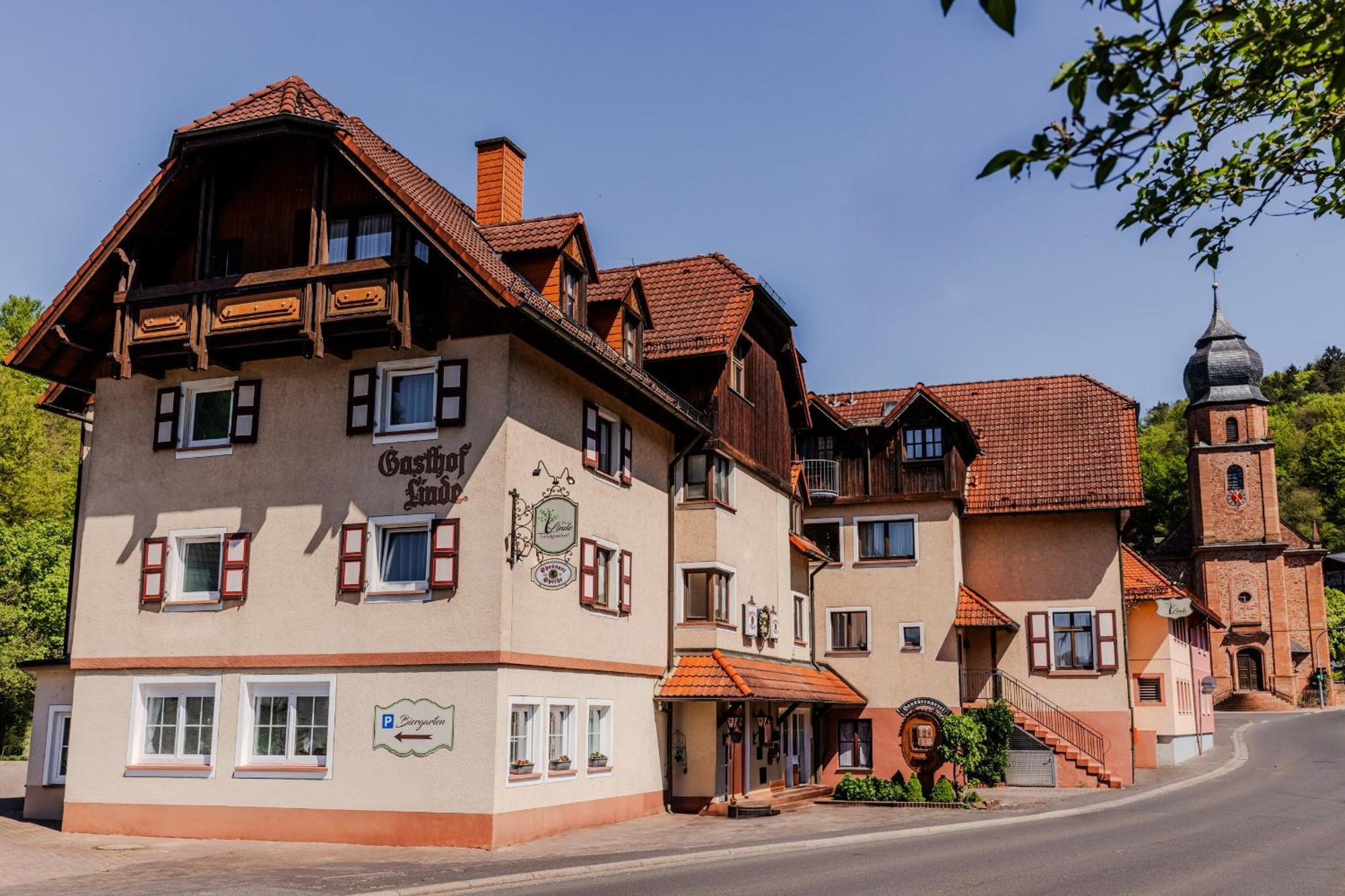 Landgasthof Zur Linde Heimbuchenthal Экстерьер фото