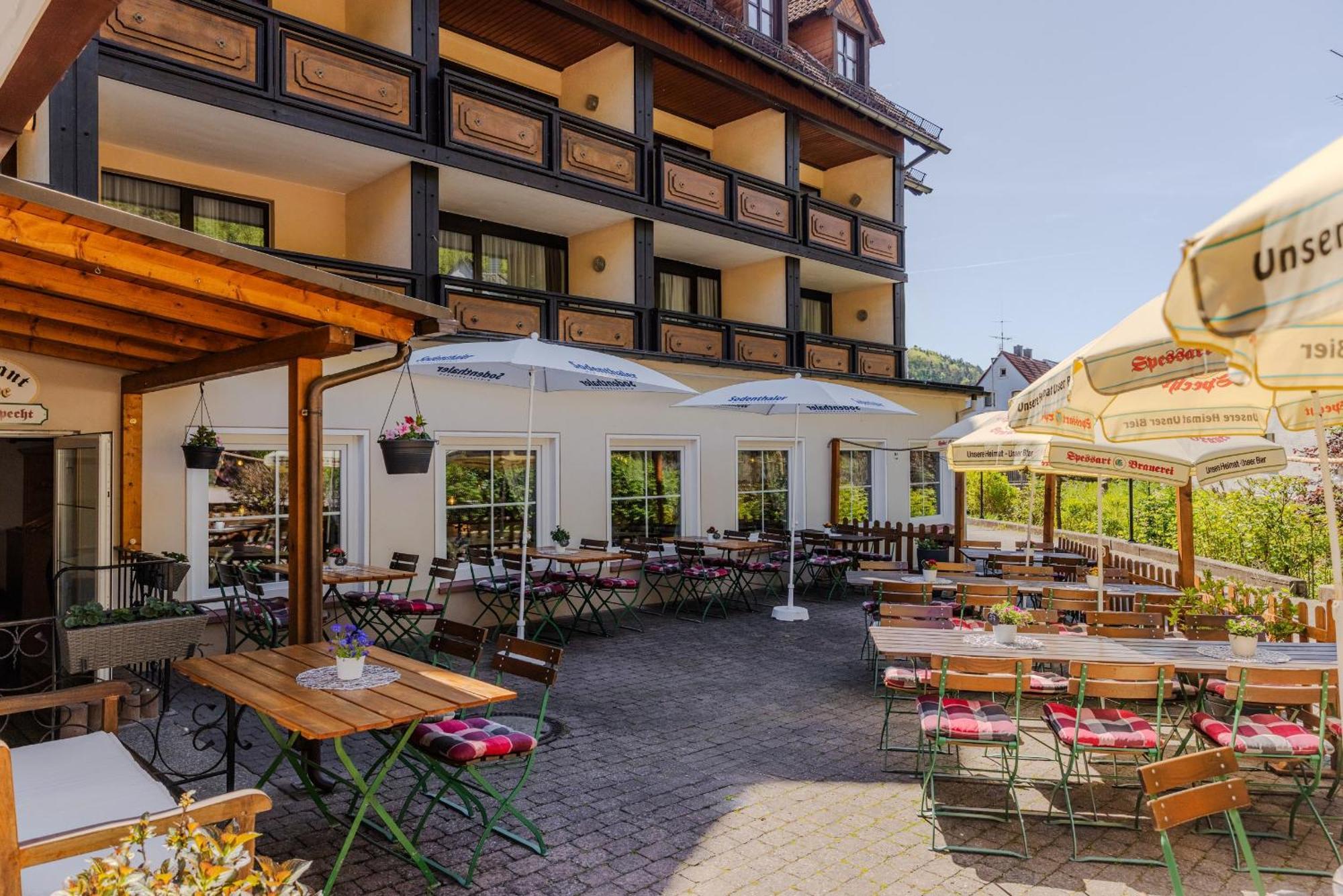 Landgasthof Zur Linde Heimbuchenthal Экстерьер фото