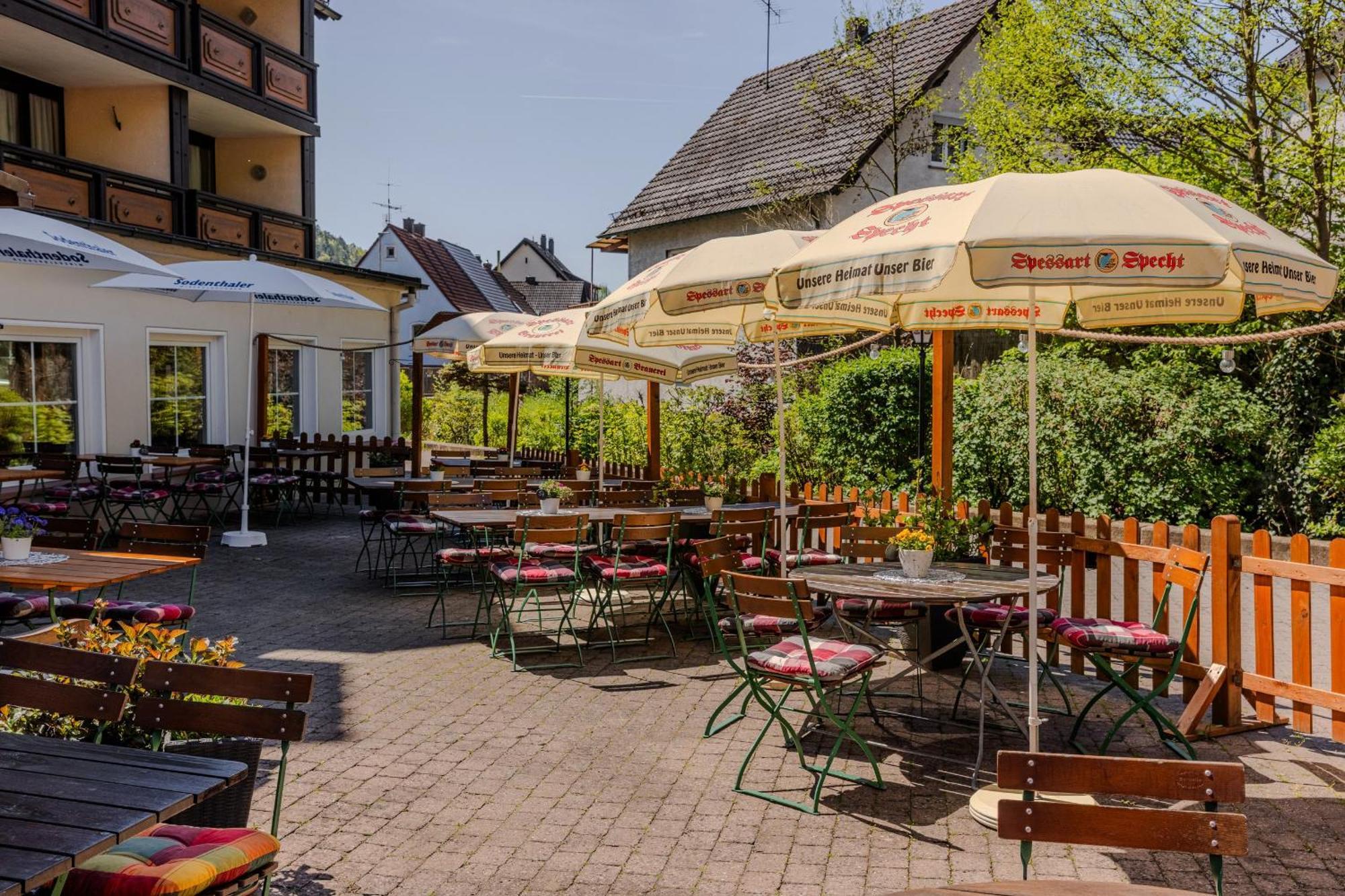 Landgasthof Zur Linde Heimbuchenthal Экстерьер фото
