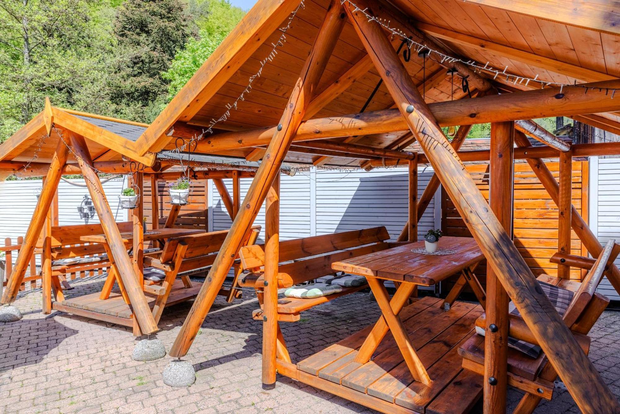 Landgasthof Zur Linde Heimbuchenthal Экстерьер фото