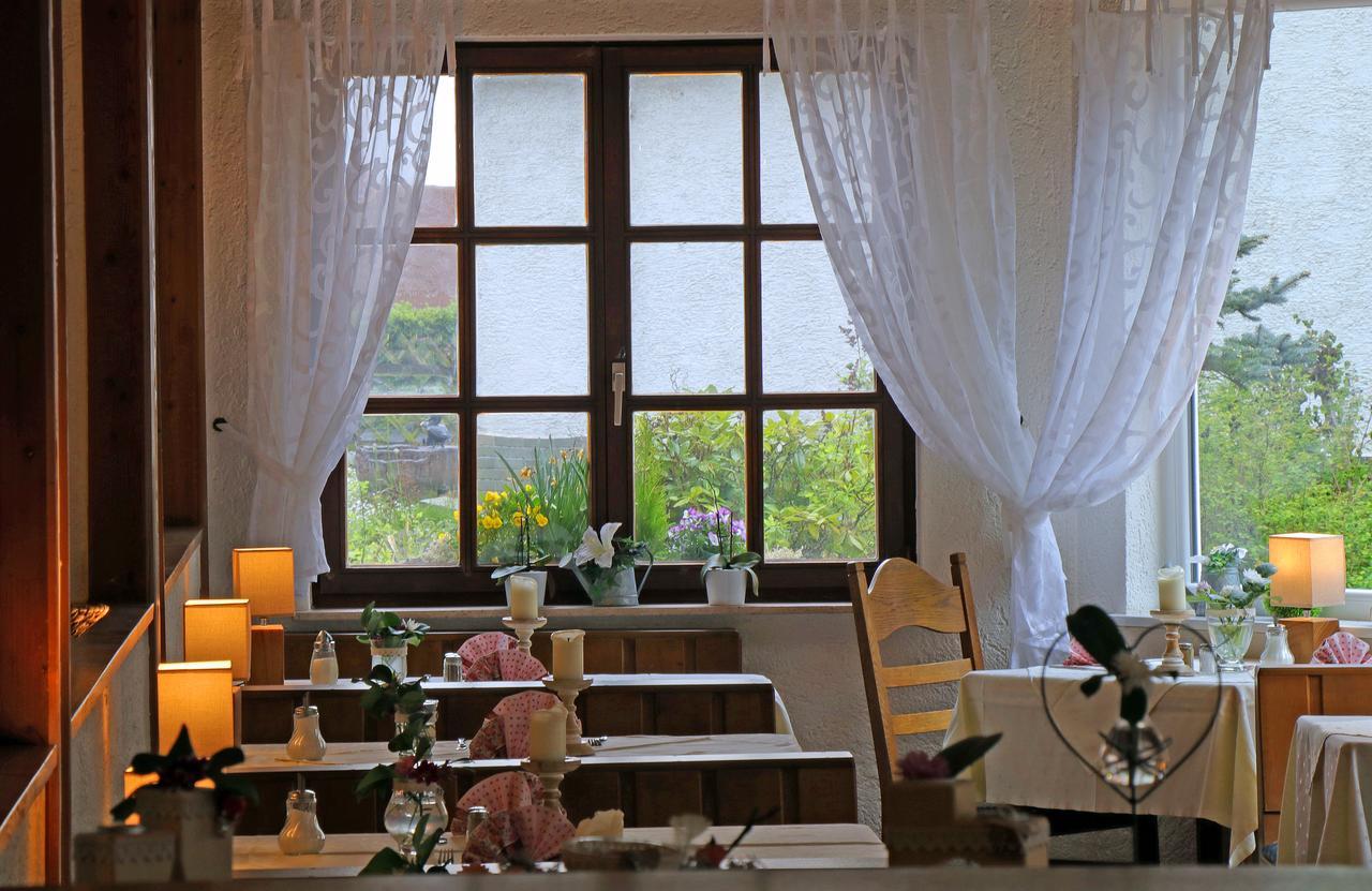 Landgasthof Zur Linde Heimbuchenthal Экстерьер фото